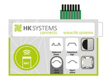 Musteranforderung - Formular 1 Der ALT-Text für das Bild könnte lauten: "Grafische Darstellung mit Rechteck, Schrift, Kreis, parallelen Linien, Marke, Logo, Diagramm, Audiogerät, Uhr und Messgerät."